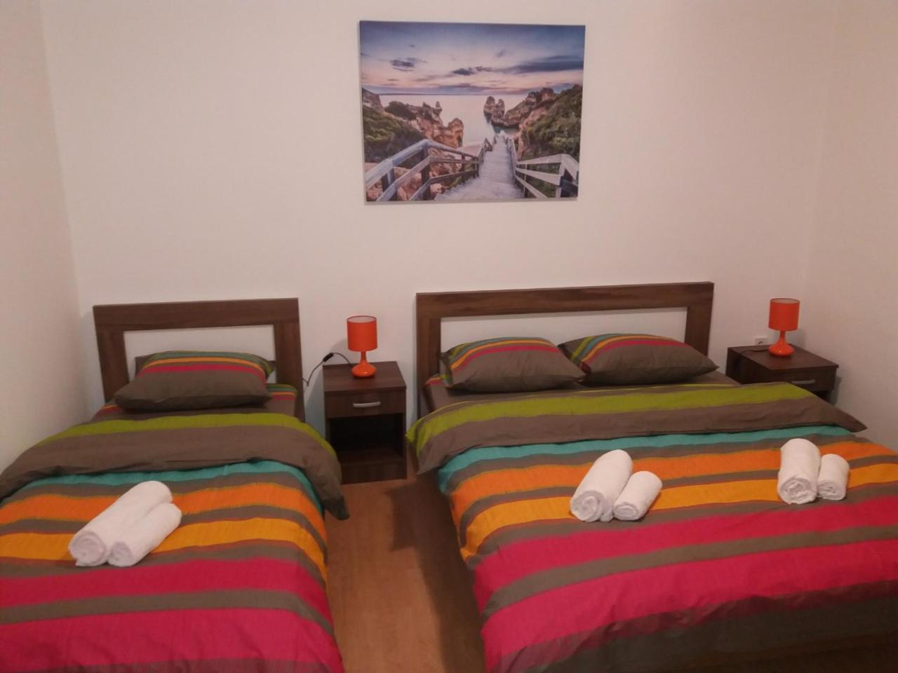 ツェティニェApartman Donji Krajアパートメント エクステリア 写真